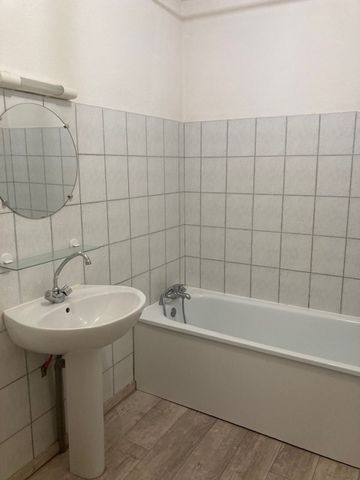 Maison de village 3 pièce(s) 2 chambre(s) 61 m² - Photo 4