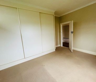 COASTAL LIVING CLOSE TO THE BLUFF - Photo 2