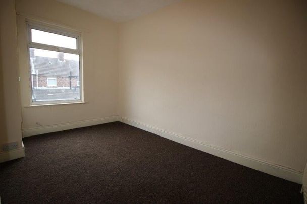 2 Bed Terraced House, Waltham Road, L6 - Photo 1
