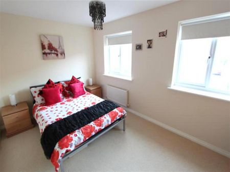 3 bedroom townhouse to rent - Photo 2