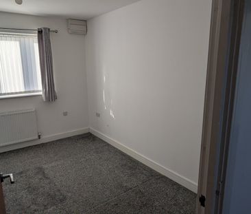 1 Bed Flat, Acorn Croft, S61 - Photo 2