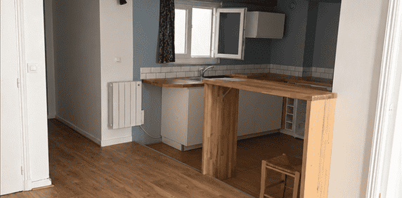 2 pièces - 40 m² - 5ème étage - Colocation non autorisée - Photo 2