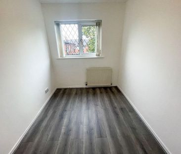 3 bedroom terraced house to rent - Photo 6