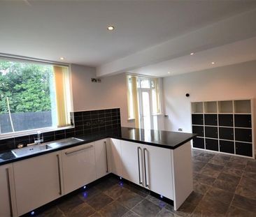 Windermere Drive, Alderley Edge - Photo 1
