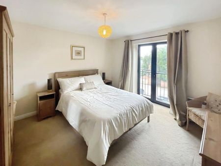 2 bedroom apartment to rent - Photo 4