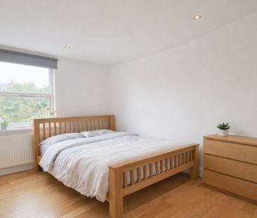 Room in a Shared House, Quicks Road, SW19 - Photo 1