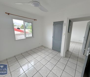 Location Maison 4 pièces 71m² LA RIVIERE 97421 - Photo 2