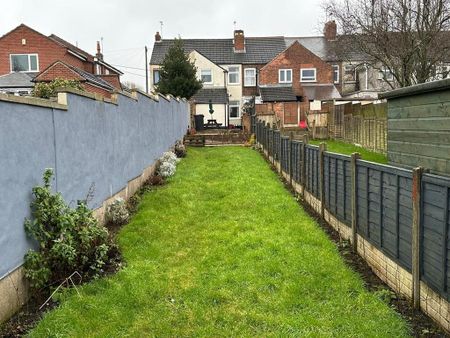 2 bedroom terraced house to rent - Photo 3