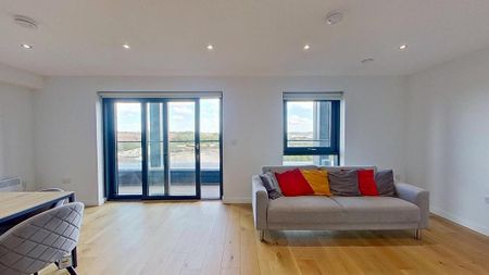 3 bedroom flat to rent - Photo 3