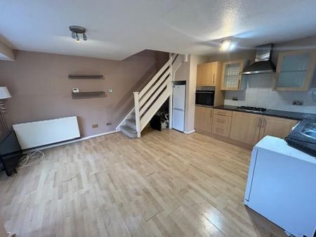 Berkeley Close, Abbots Langley, Hertfordshire - Photo 5