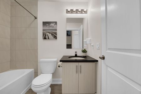 For Lease - 115 Shoreview Place Unit# 9, Hamilton, Ontario - Photo 3