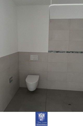 Individuelle Dachwohnung mit hochwertiger Ausstattung im Neubau! EBK, Lift! - Photo 3