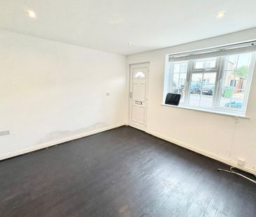 Commercial Street - Photo 6