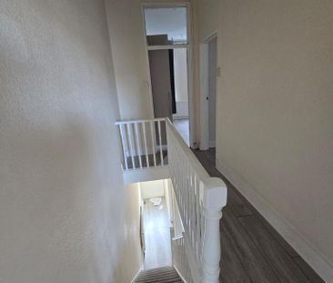 4 bedroom semi-detached house to rent - Photo 1