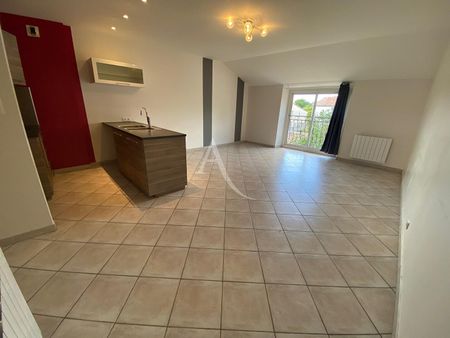 Location Appartement 2 pièces 59m² - Photo 2