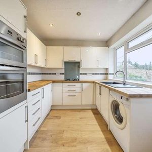 Blenheim Way, Horspath, OX33 - Photo 2