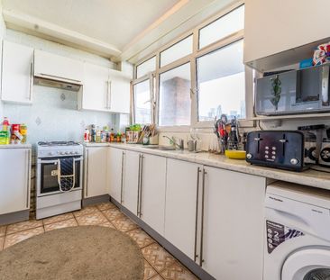 Room in a Shared Flat, Halyard House, E14 - Photo 6