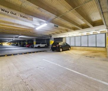 3 bedroom flat to rent - Photo 3