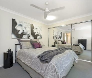 MODERN 2 BEDROOM UNIT IN HERMIT PARK + PRIVATE COURTYARD! - Photo 2