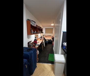 Studio Flat, Corporation St, CV1 - Photo 2