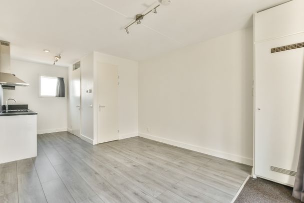 Te huur: Huis Waldorpstraat 431 in Den Haag - Foto 1