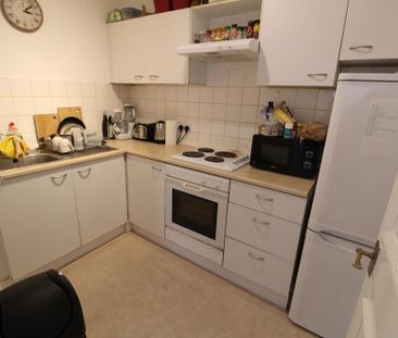 2 bedroom ground floor flat to rent - Photo 5