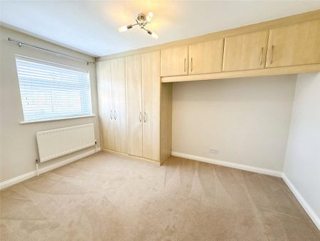 3 bedroom detached house to rent - Photo 5