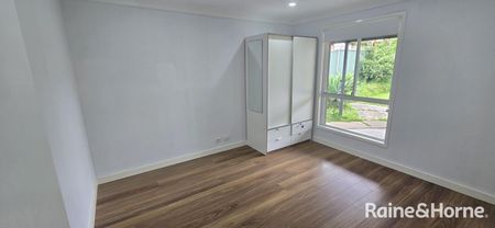 LOVELY 3 BEDDER IN INGLEBURN - Photo 5