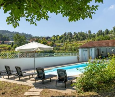 5 room luxury Detached House for rent in Vila Nova de Famalicão, Di... - Photo 4