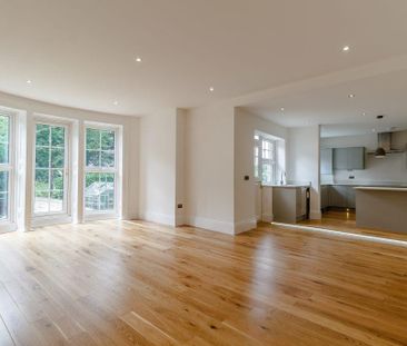 3 bedroom apartment to rent - Photo 2
