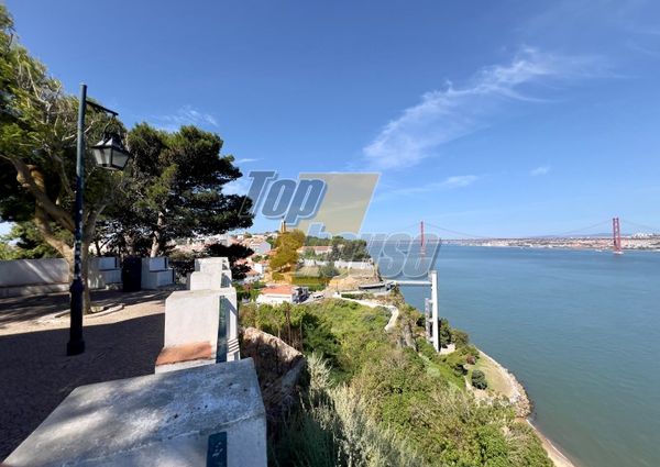 Apartamento T1 em Setúbal