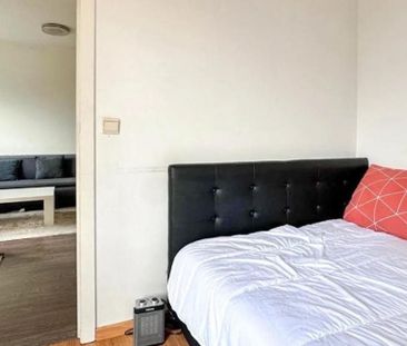 Appartement te huur in Kortrijk voor € 650 met 1 slaapkamer - Photo 2