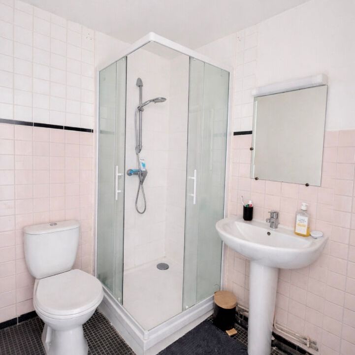 Location Appartement 1 pièce 26m² - Photo 1