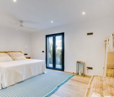 3 Bedrooms - Photo 1