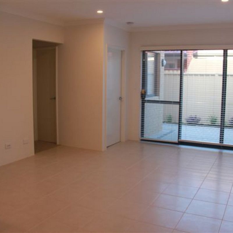 Modern & Secure! - Photo 1