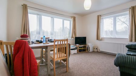 39 Arosa Drive - Photo 2