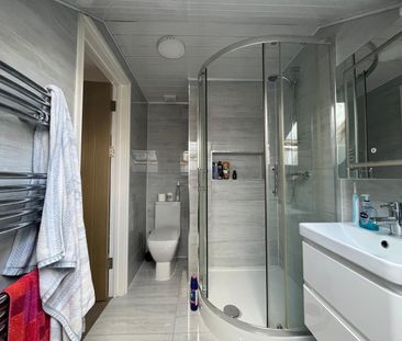 5 Bed Terraced House, Louise Road, E15 - Photo 4