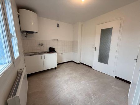 Location appartement rénové 2 pièces 59.95 m² à Romans-sur-Isère (26100) 4 - Photo 4