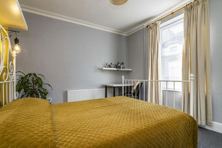 3 bedroom terraced house to rent - Photo 5