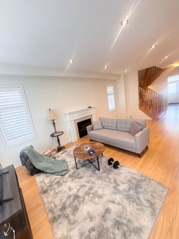 For Lease - 12 Hua Du Avenue, Markham, Ontario - Photo 3