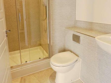 Bath Road, Cheltenham, GL53 - Photo 5