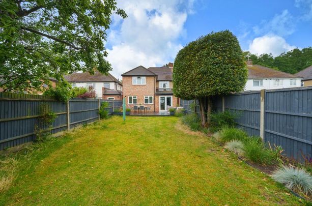 South Road, Woking, Surrey, GU21 - Photo 1