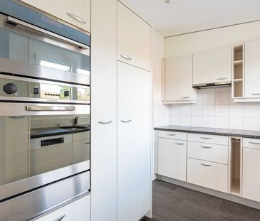 Rent a bright 4.5-room penthouse apartment with terrace in Boll/Vec... - Foto 4