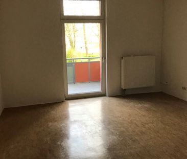 WBS über 60 m² erforderlich - Ruhig gelegene Wohnung mit Balkon - Photo 2