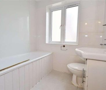 Chapel Street, Woking, Surrey, GU21 - Photo 6