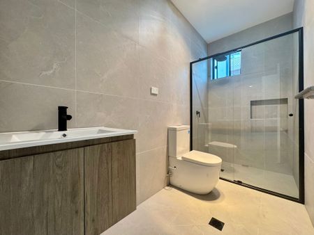 BRAND NEW GRANNY FLAT! - Photo 5