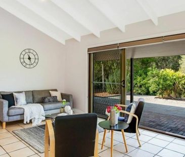 Private Hinterland Retreat with Stunning Pool and Bali Hut - Photo 3