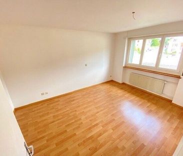 Bright apartment with sunny balcony - Photo 4