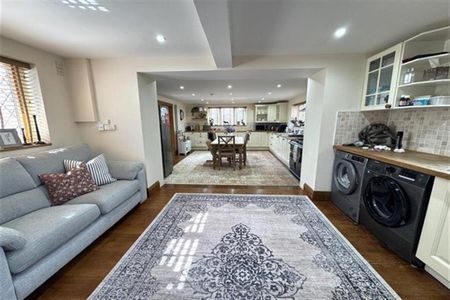 Holmes Chapel Road, Congleton - Photo 5