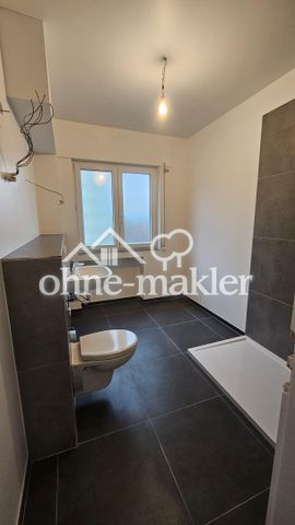 Frisch sanierte, sonnige 2-Zimmer-Wohnung mit Süd-Loggia & TG-Stellplatz – ruhig & zentral - Photo 5